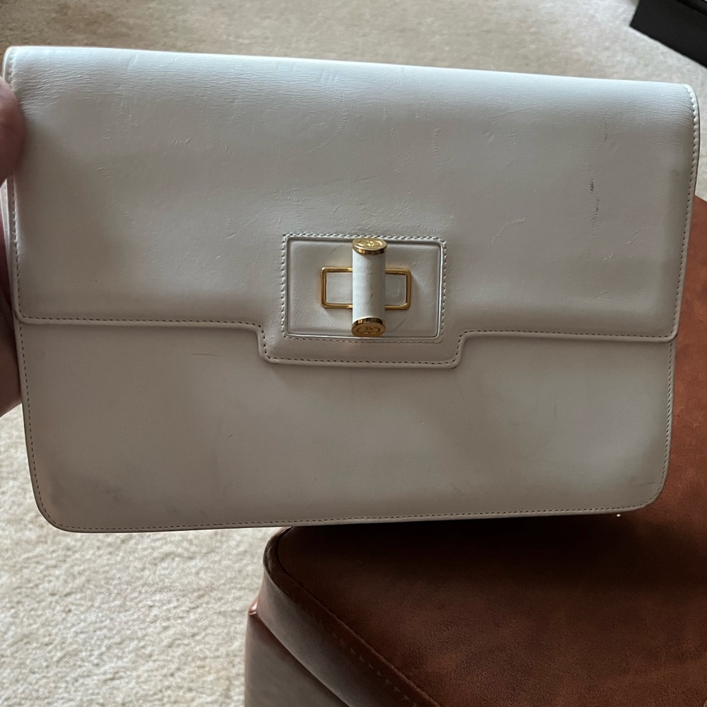Authentic Gucci Purse - Picture 4 of 15